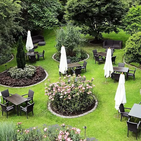 Meinsbur Boutique Hotel 4*