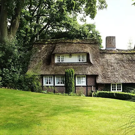 Meinsbur Boutique Hotel