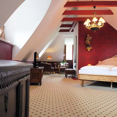 Meinsbur Boutique 4*