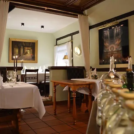 Meinsbur Boutique Hotel 4*