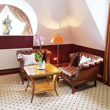 Meinsbur Boutique Hotel