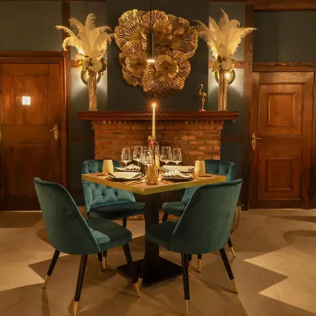 Hotel Meinsbur Boutique 4*