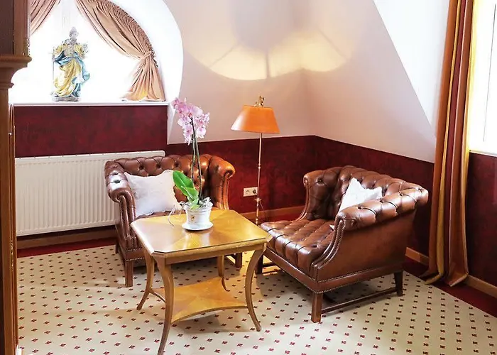 Meinsbur Boutique Отель